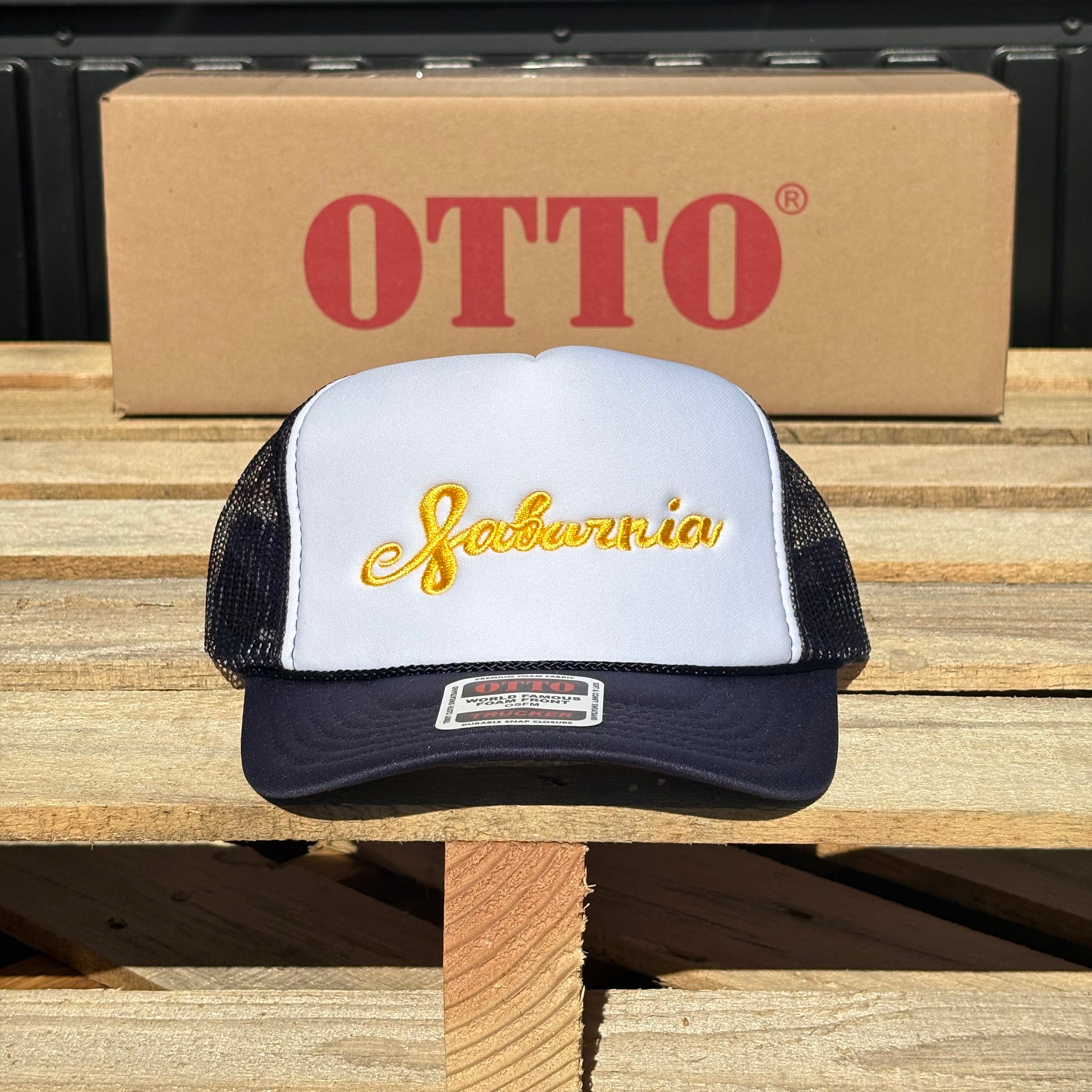 Saburnia Trucker Hat